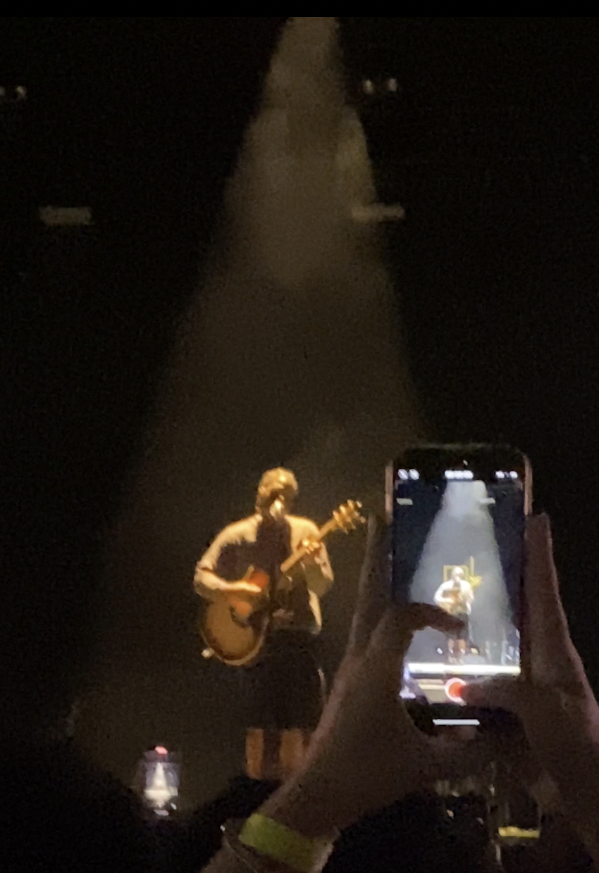 Daniel Caesar Concert